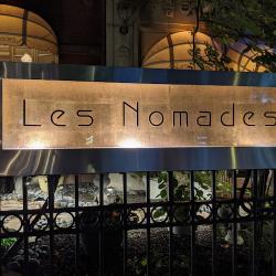 Les Nomades