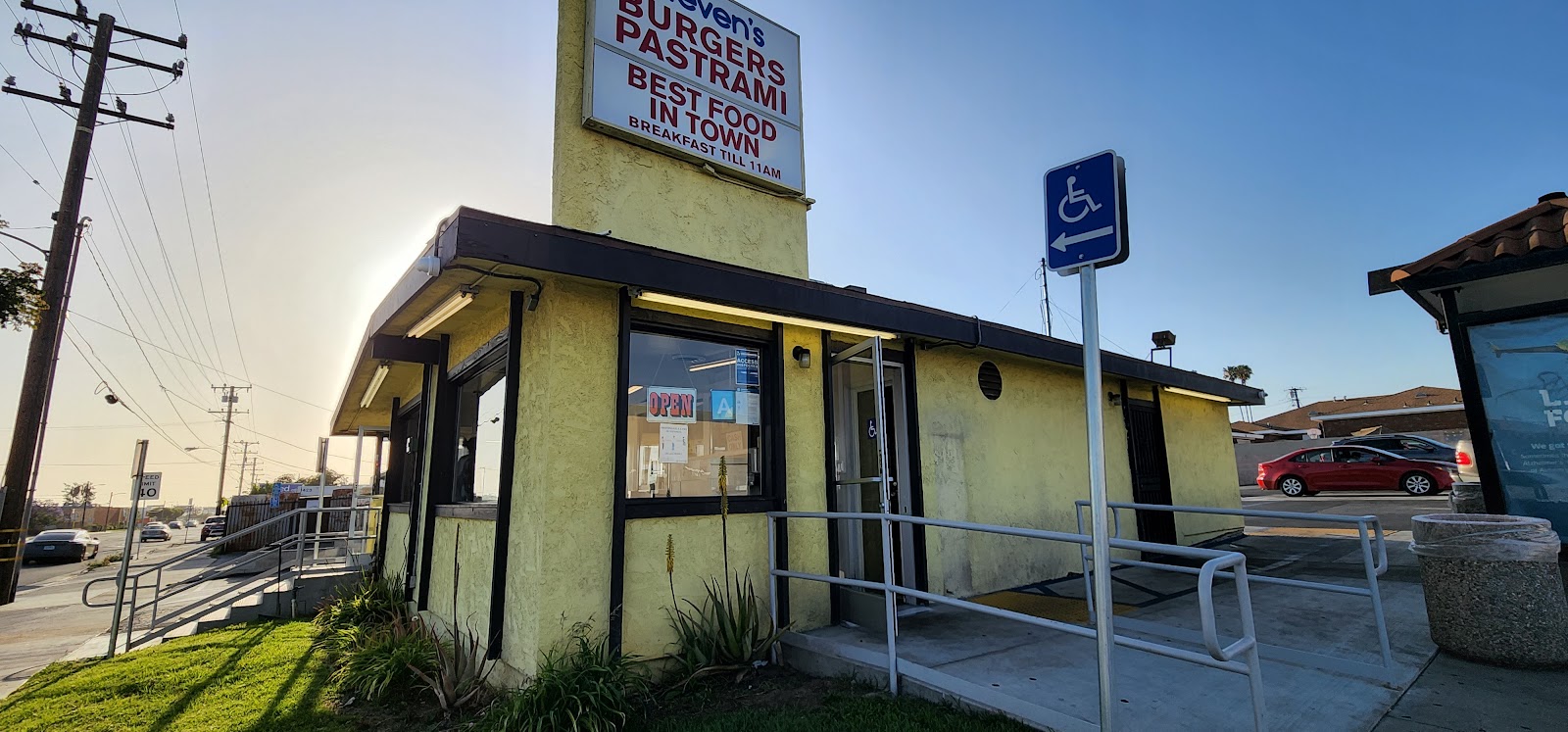 Restaurants Steven's Burgers in Gardena CA