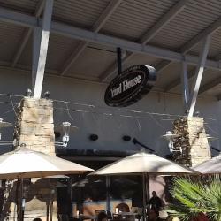 Restaurants Yard House in Phoenix AZ